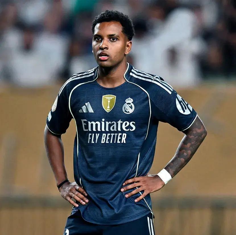 关于欧冠转会期再迎强敌；武汉三镇止住颓势；主帅态度：压力陡增；年轻球员得到机会的信息j9官网